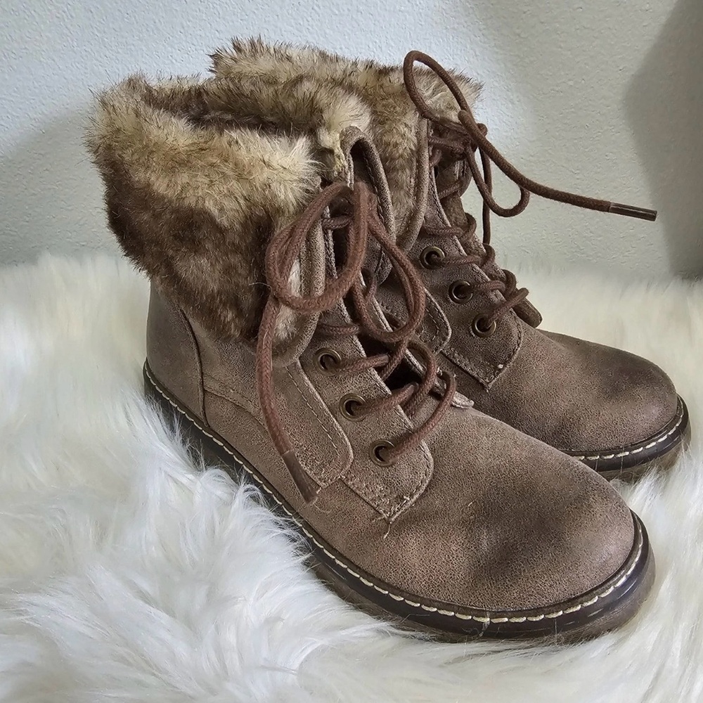 Mossimo - Faux Fur‎ Boots